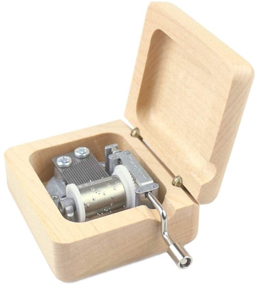 4764 Wooden Music Box Hand Crank Classic Antique Carved Musical Boxes